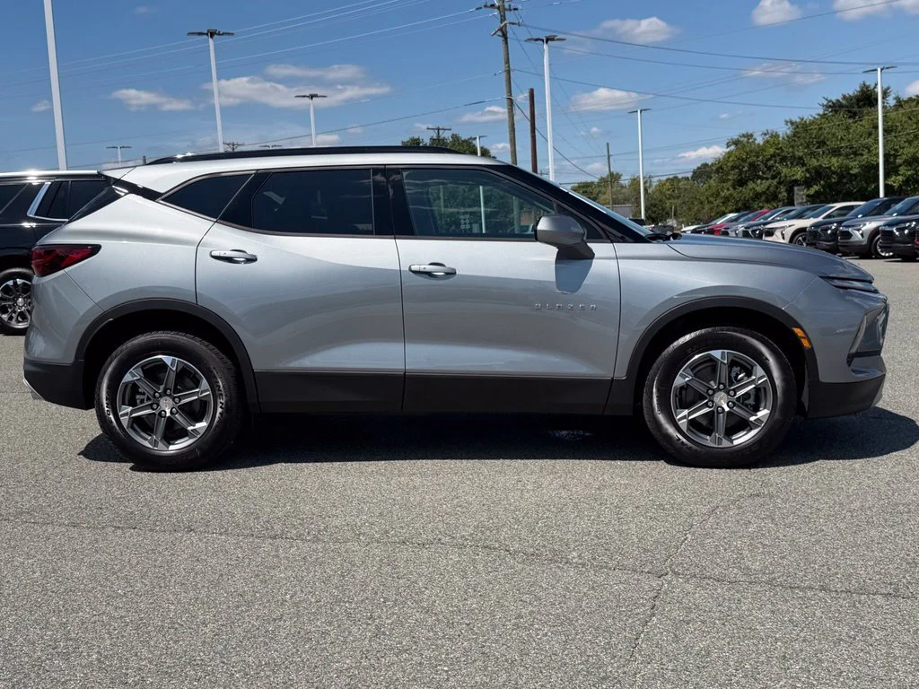New 2026 Sterling Gray Metallic Chevrolet 2LT image 28