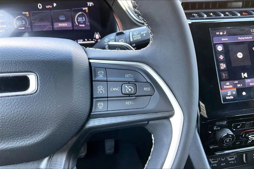 Used 2023 Gray Jeep Altitude 4x4 image 34