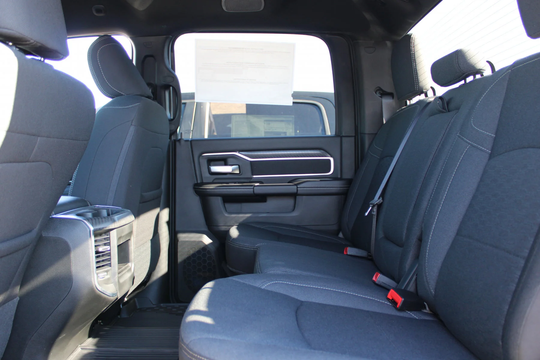 New 2026 Ceramic Gray Clear-Coat Exterior Paint RAM BIG HORN CREW CAB 4X4 image 18