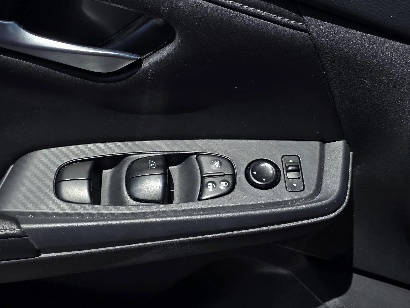 Used 2024 Gun Metallic Nissan SV image 24