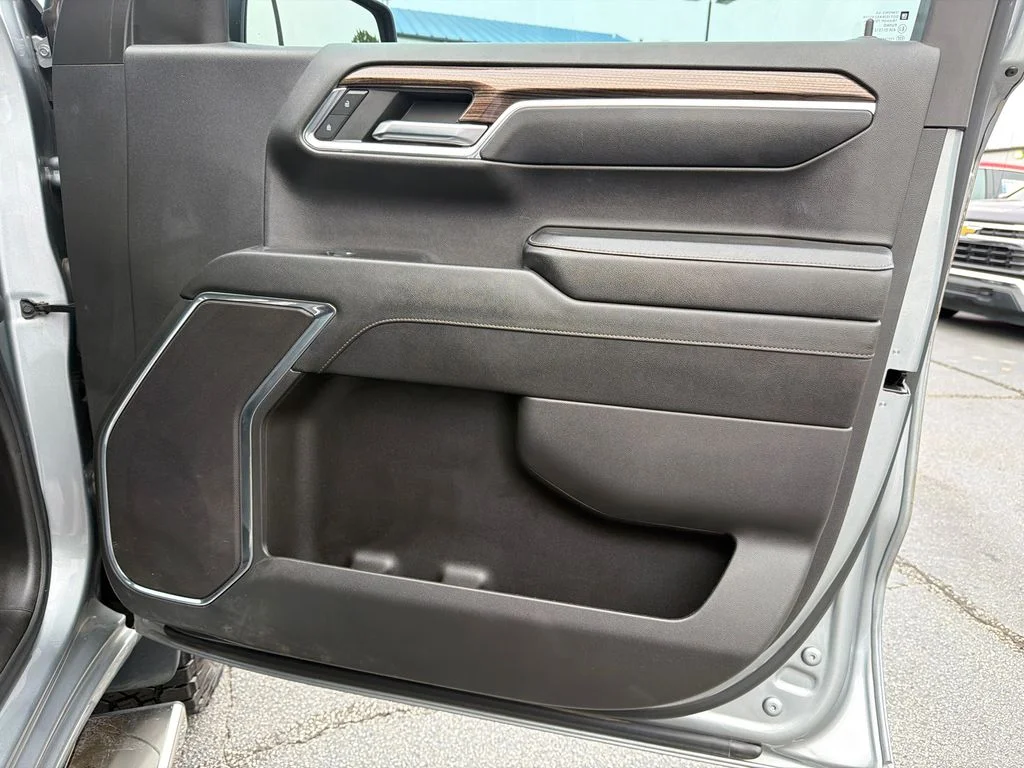 Used 2024 Gray Chevrolet LT image 14