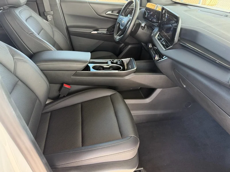Used 2026 Summit White Chevrolet LT image 20