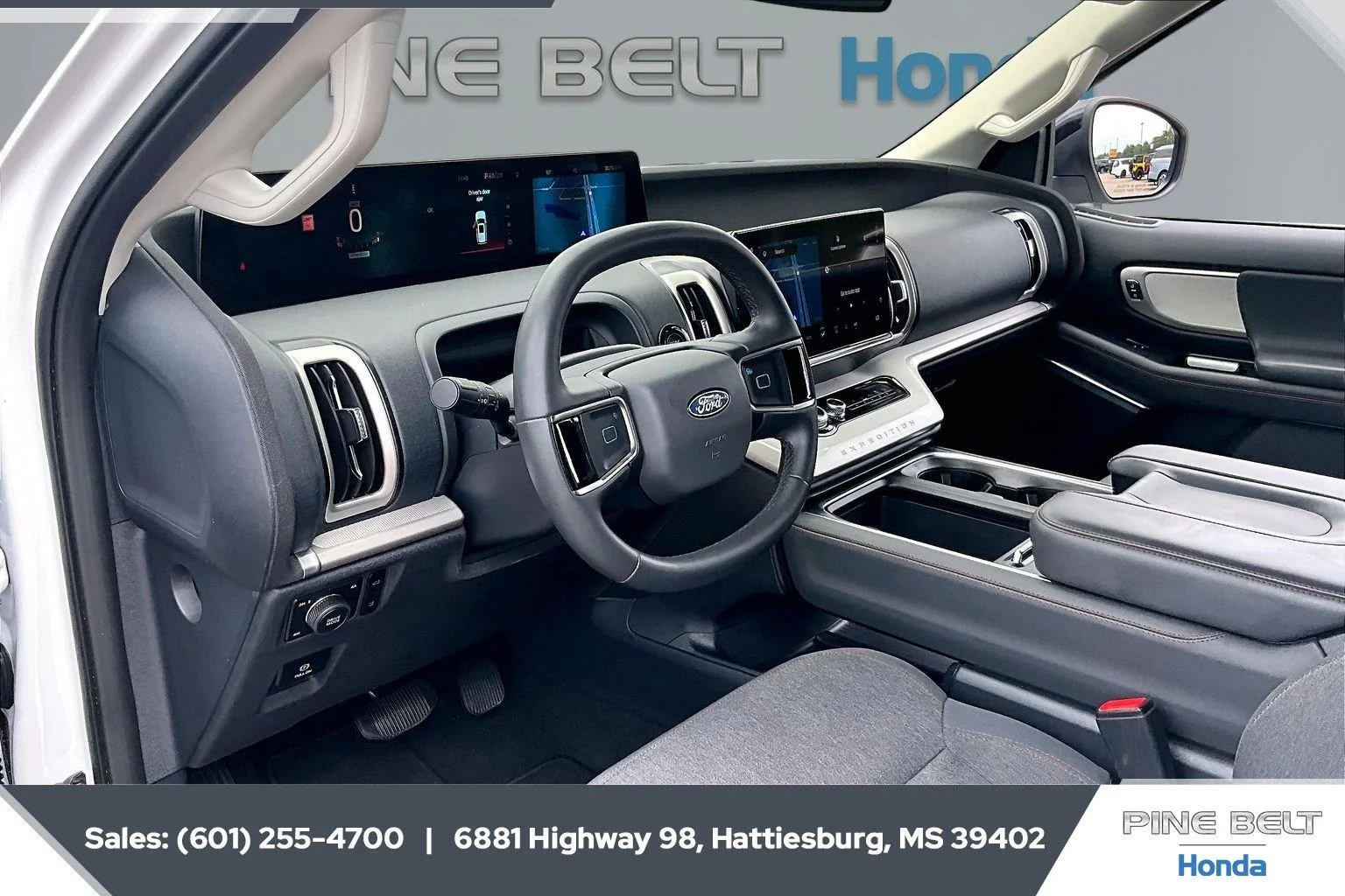 Used 2025 Oxford White Ford Active image 12