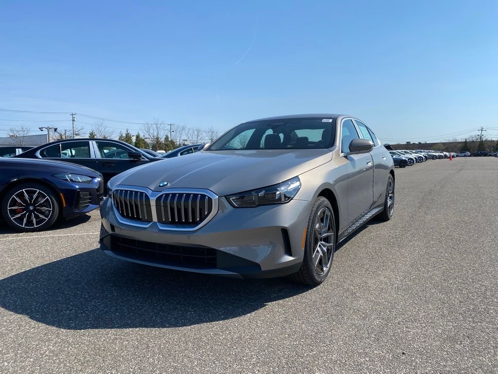 2026 BMW 5 Series 530i xDrive Sedan's photo