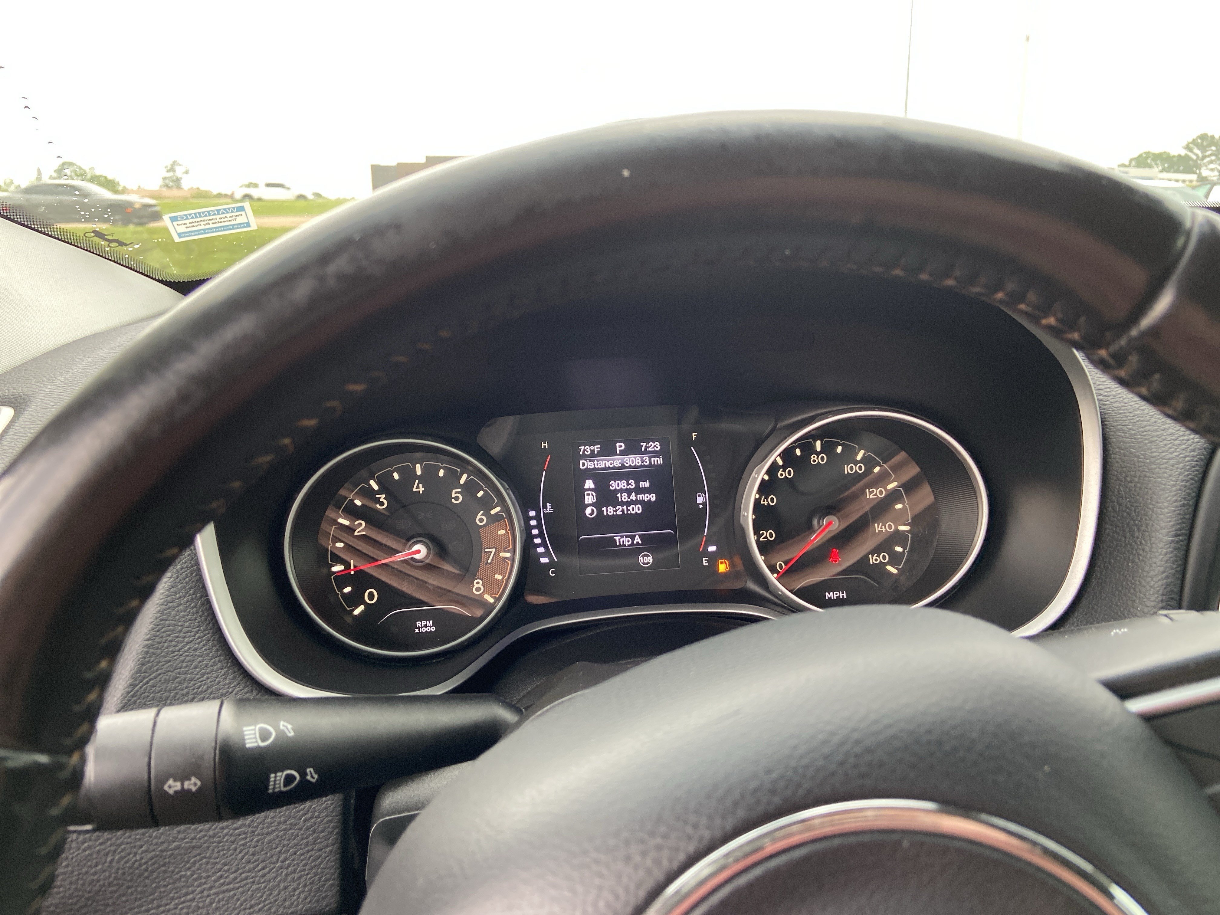 Used 2019 Billet Silver Metallic Clearcoat Jeep Latitude image 24