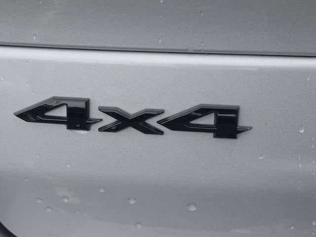 Used 2024 Silver Zynith Jeep Altitude X image 25