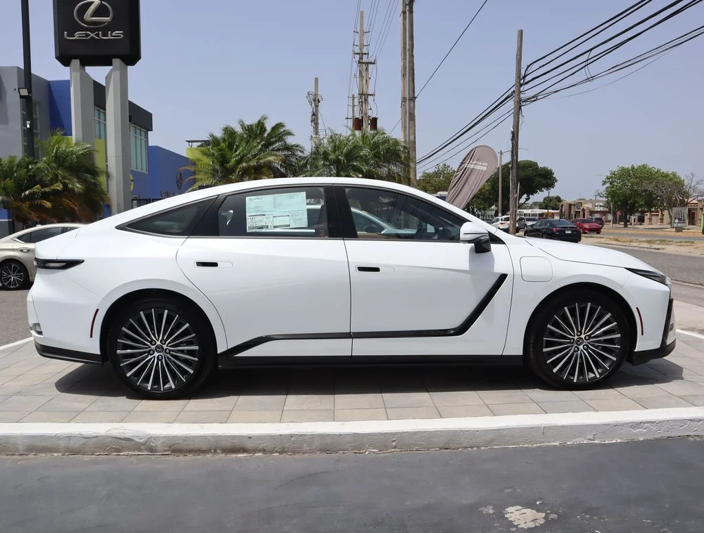 New 2026 White Lexus 350e Premium image 4