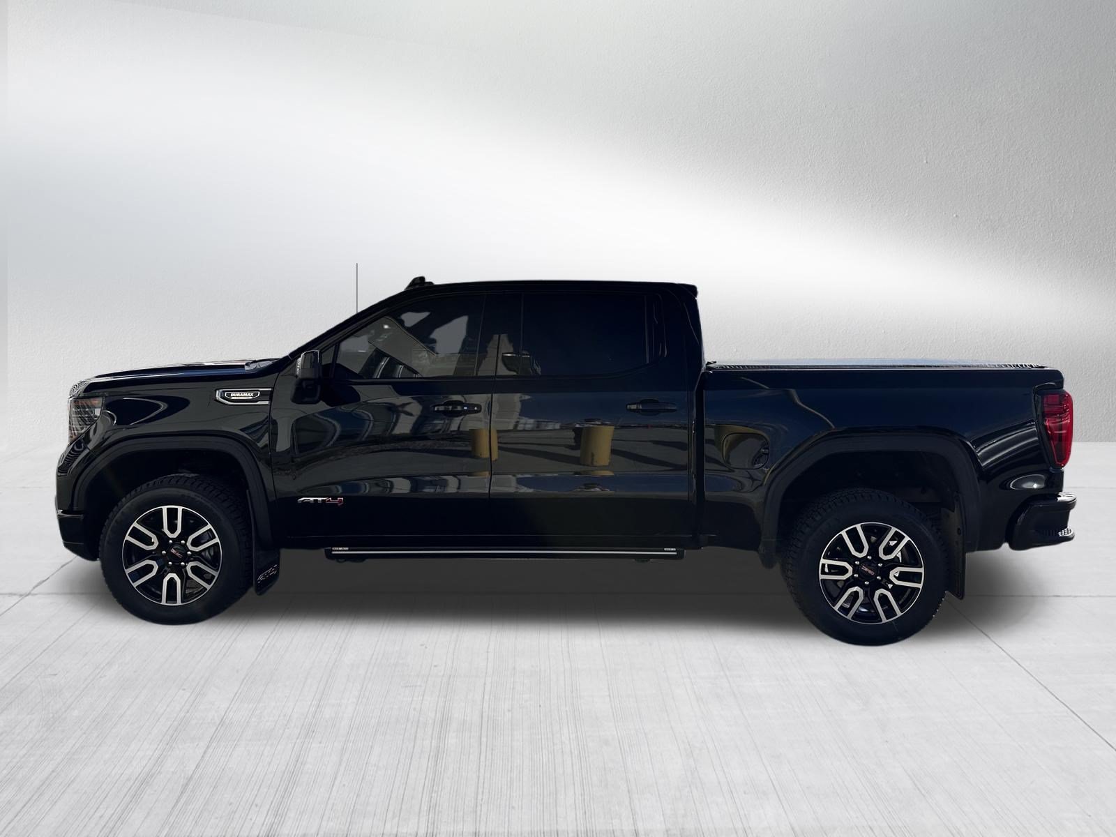 Certified Used 2026 Onyx Black GMC AT4 image 4