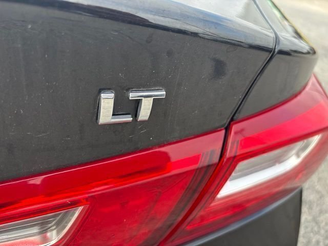 Used 2024 Black Chevrolet LT image 7