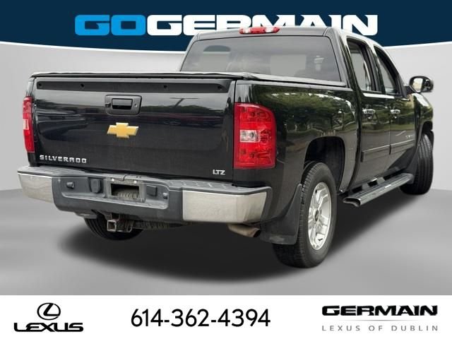 Used 2013  Chevrolet LTZ image 7