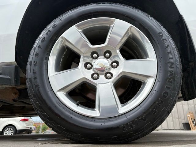 Used 2017 White Chevrolet LS image 25
