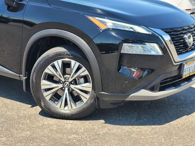 Used 2023 Black Nissan SV image 9