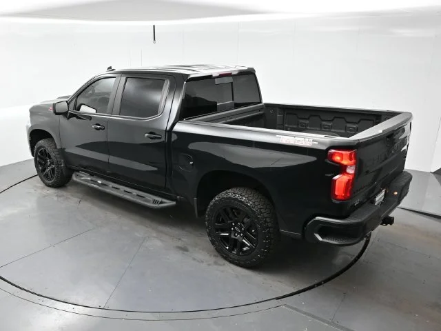 Used 2022 BLACK Chevrolet LT Trail Boss image 36
