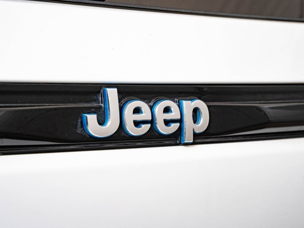 Used 2022 Bright White Clearcoat Jeep Summit Reserve 4xe image 17