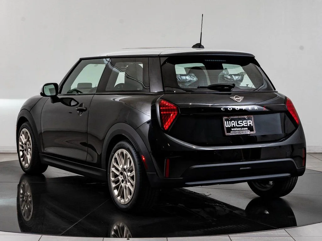 2026 MINI Hardtop 2 Door S - Photo 6