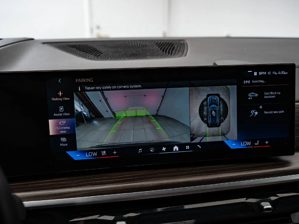 Used 2024 Skyscraper Gray Metallic BMW xDrive40i image 35