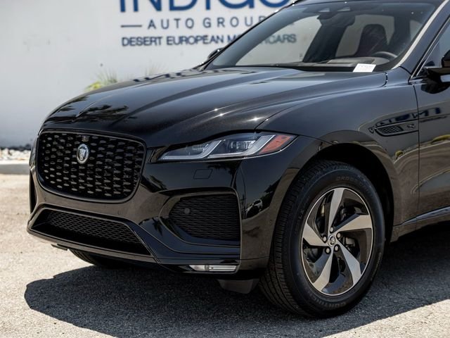 New 2026 Santorini Black Jaguar P250 R-Dynamic S image 2