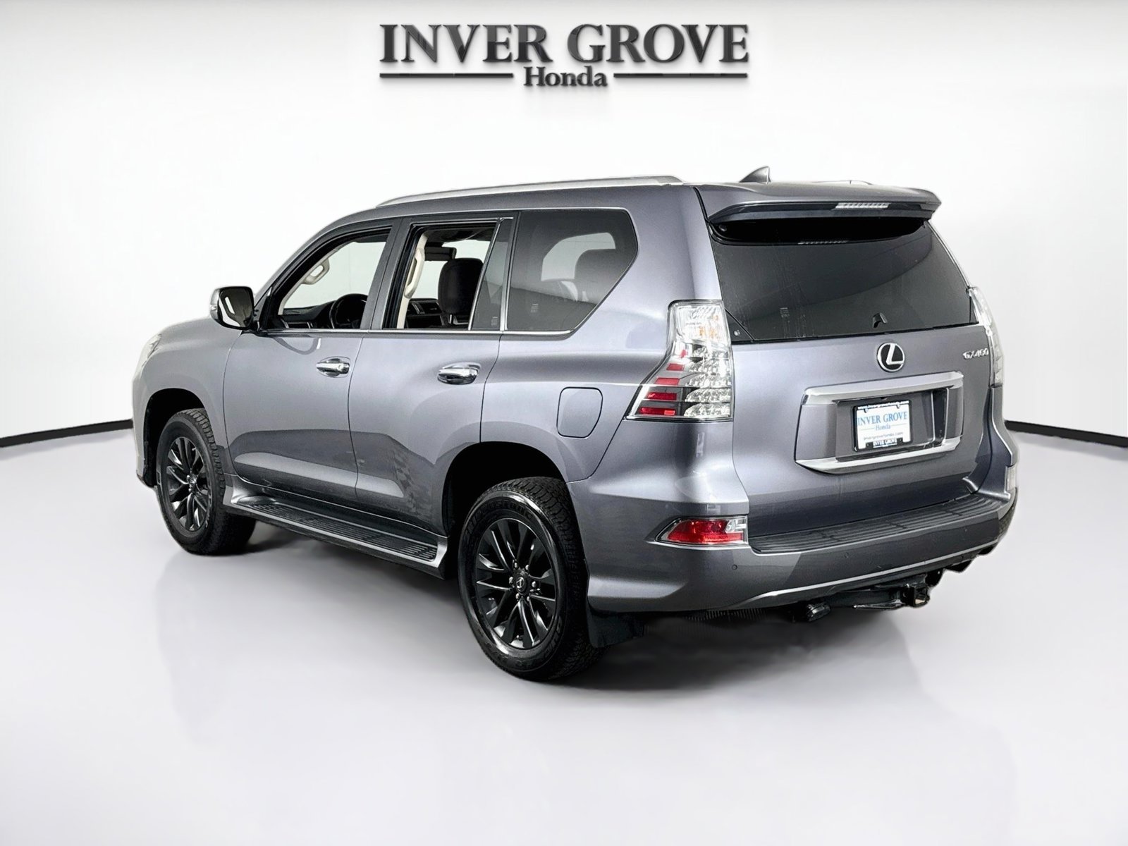 Used 2021 Gray Pearl Lexus 460 image 7