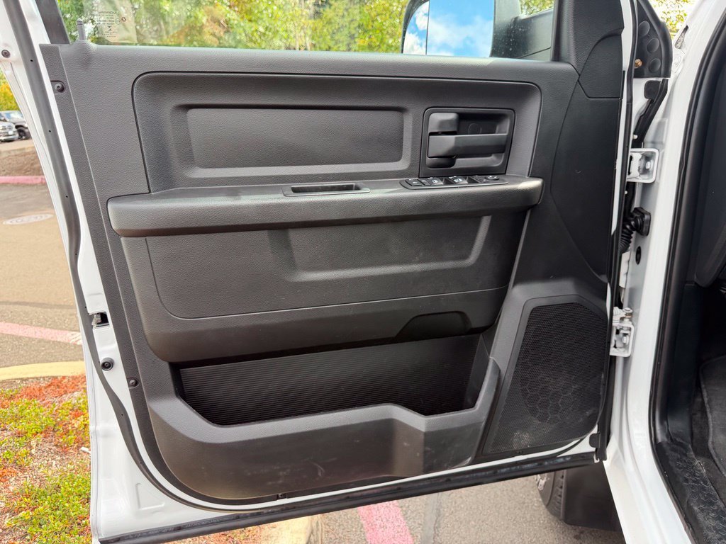 Used 2018 Bright White Clearcoat Ram Tradesman image 12
