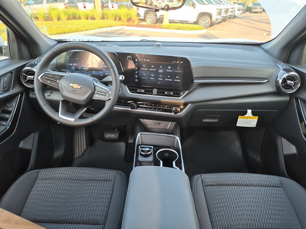 2027 Chevrolet Equinox LT - Photo 19