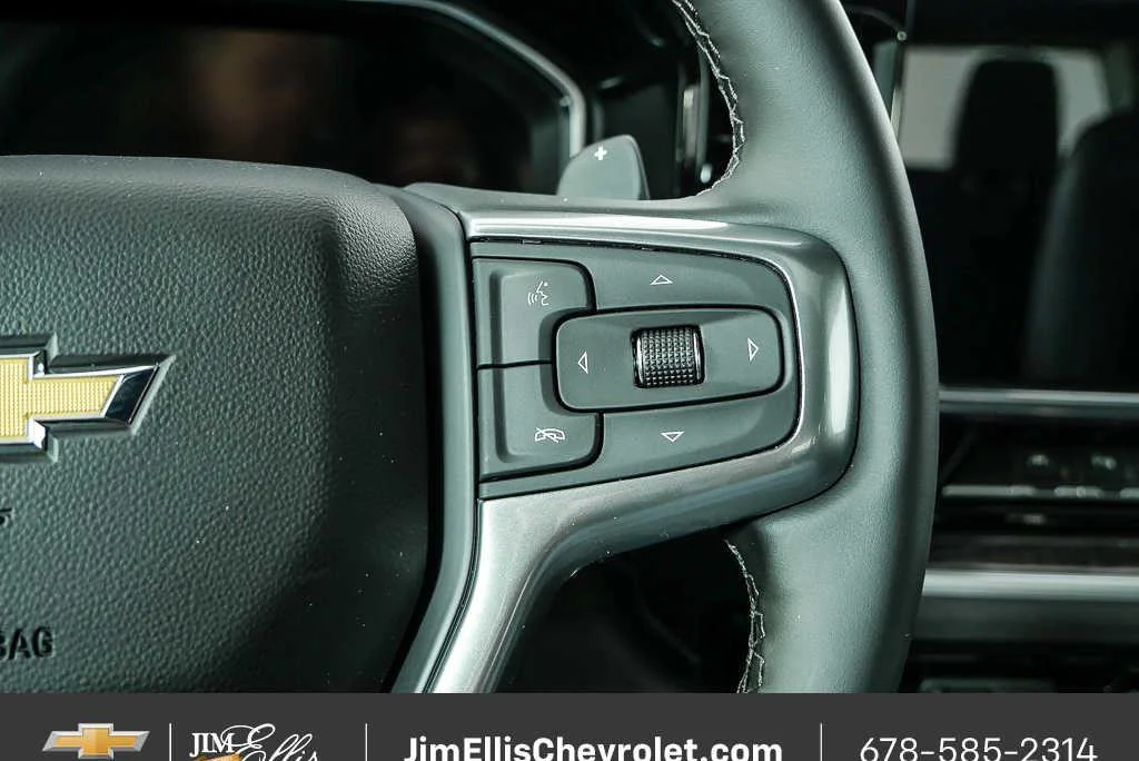 New 2026 Polar White Tricoat Chevrolet LTZ image 17