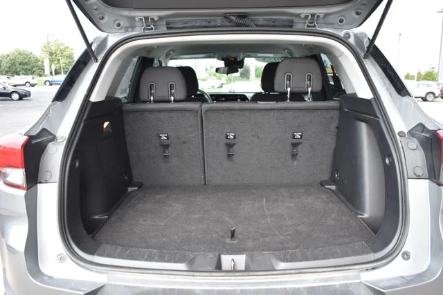 Used 2025 Gray Chevrolet LT image 14