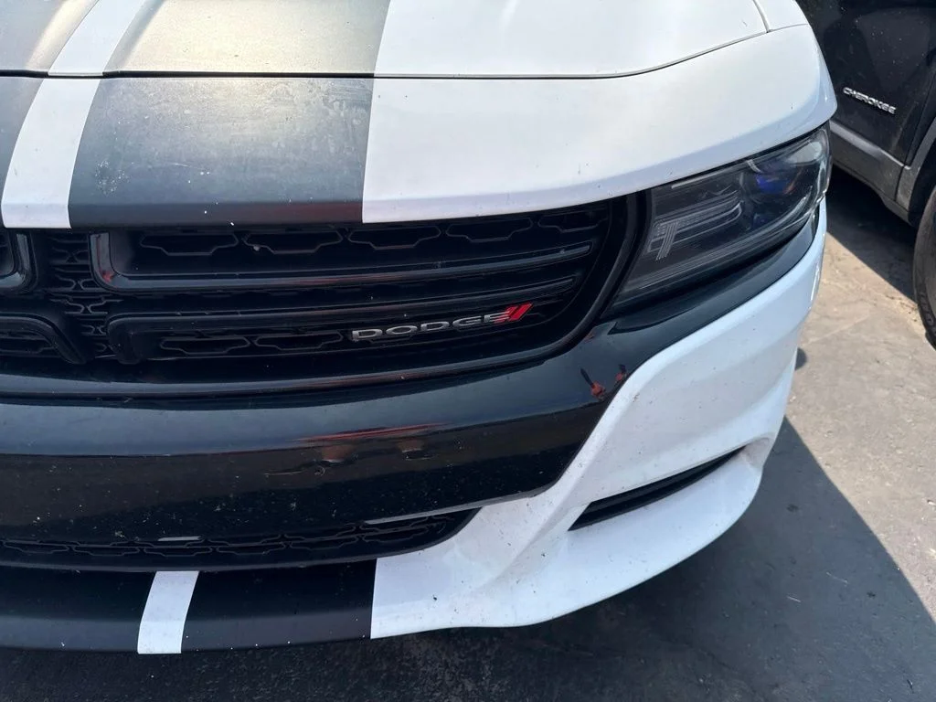Used 2016 White Dodge SXT image 13