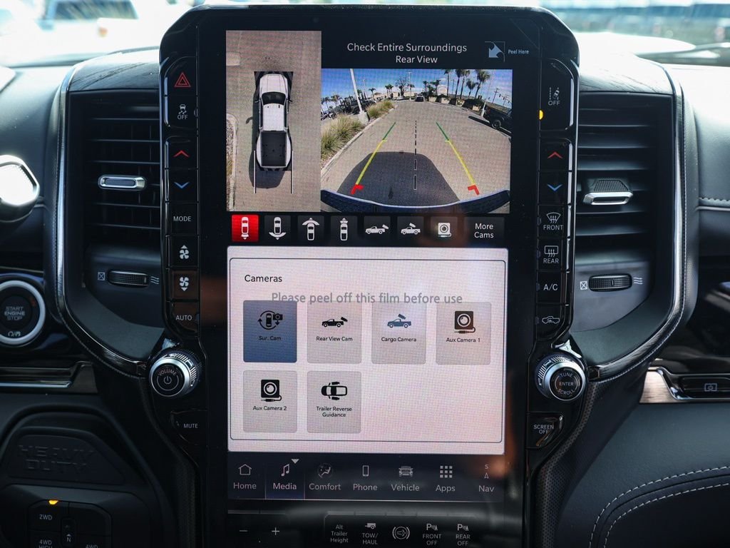 New 2026 Bright White Clear-Coat Exterior Paint RAM Limited image 28