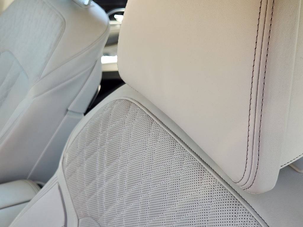 Used 2018 Black BMW 740i xDrive image 16