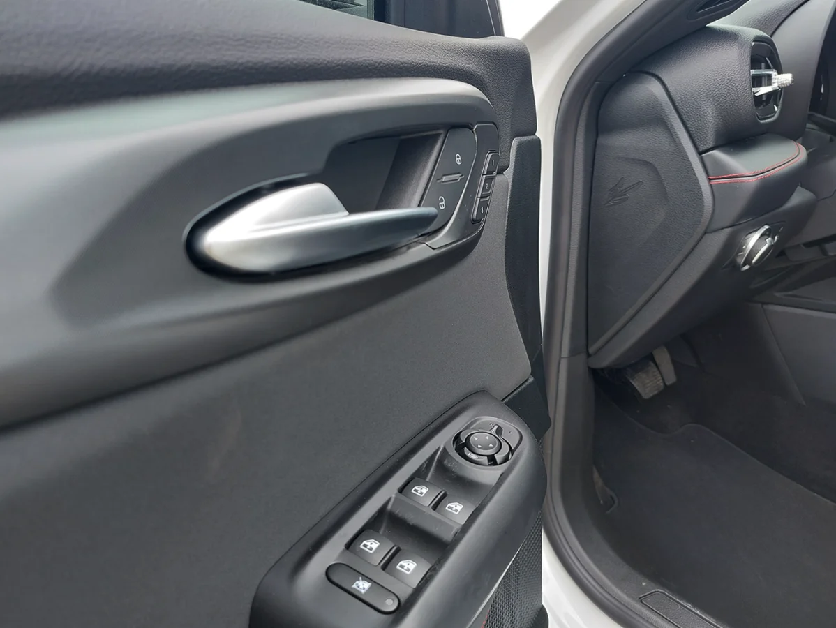 Used 2024 White Dodge R/T PHEV EAWD image 13