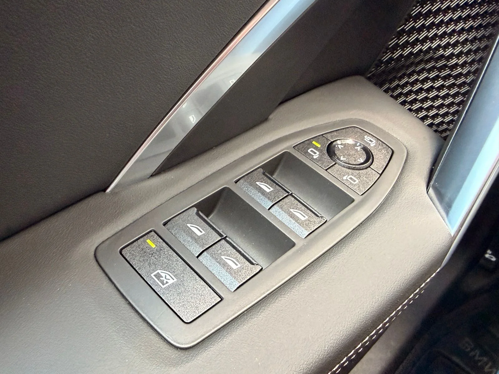 New 2026 Night Dusk Blue Metallic BMW xDrive28i image 22