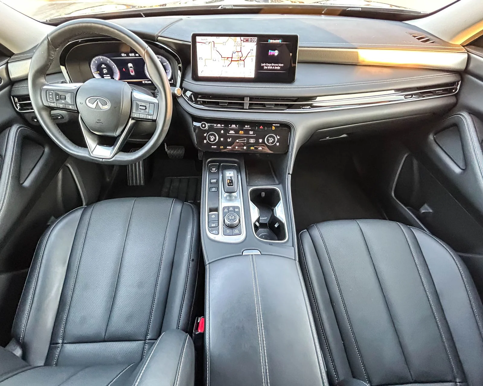 Certified Used 2024 Gray INFINITI LUXE image 12