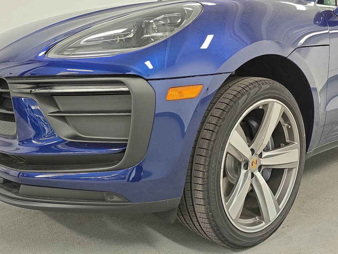 New 2026 Gentian Blue Metallic Porsche  image 11