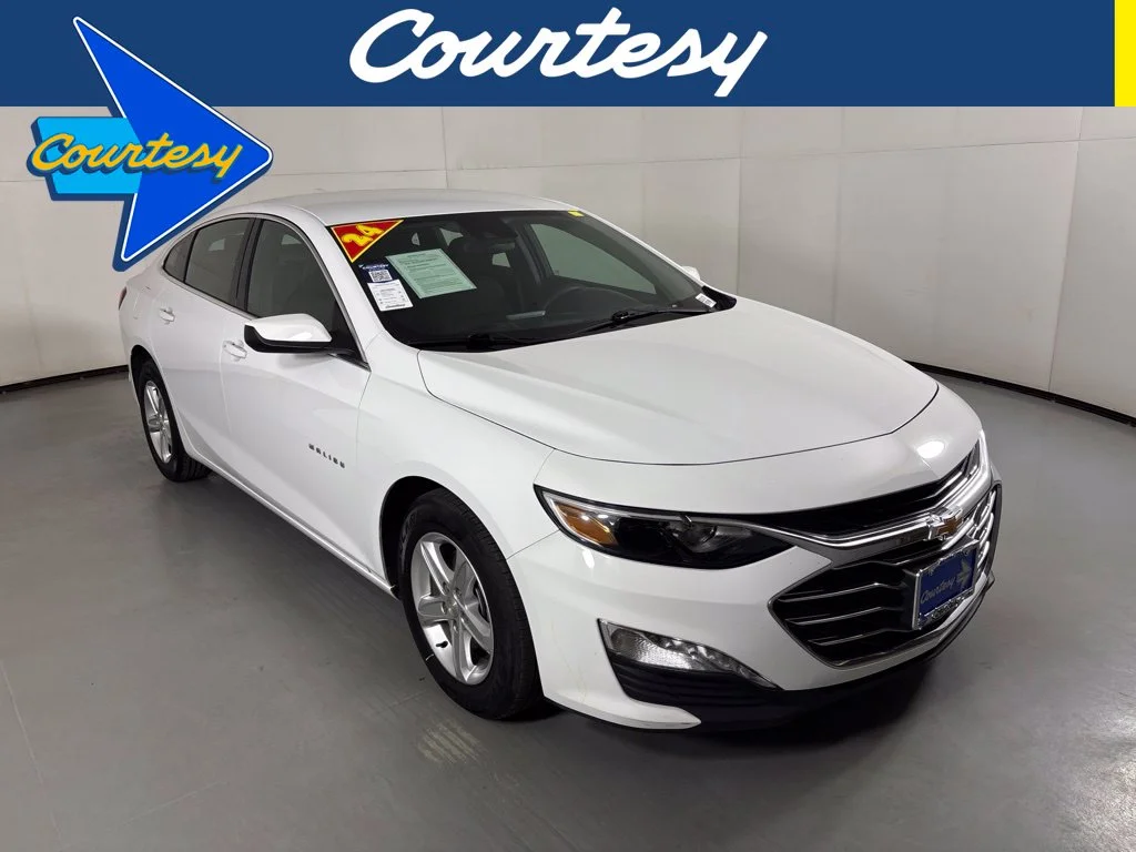 Used 2024 White Chevrolet LT image 1