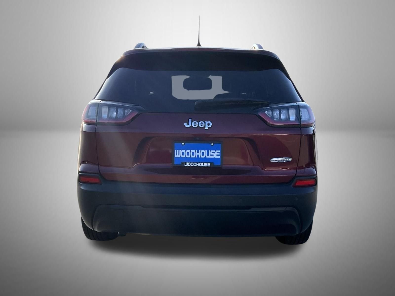 Used 2019 Red Jeep Latitude Plus image 6