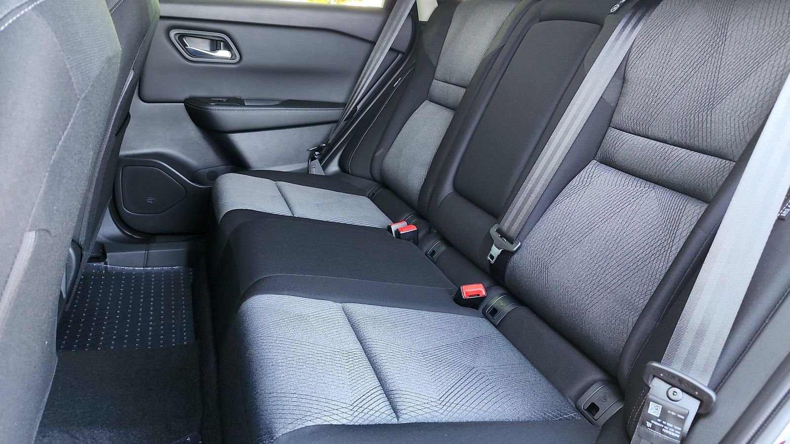 2026 Nissan Rogue SV - Photo 27