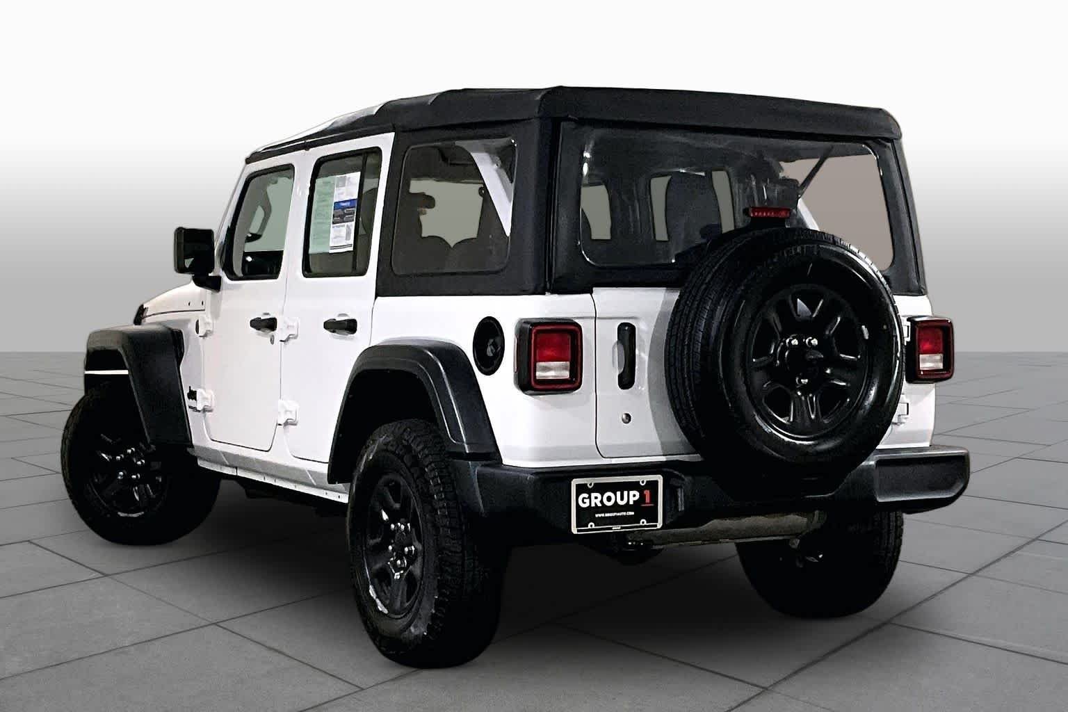 Used 2022 Bright White Clearcoat Jeep Unlimited Sport image 11