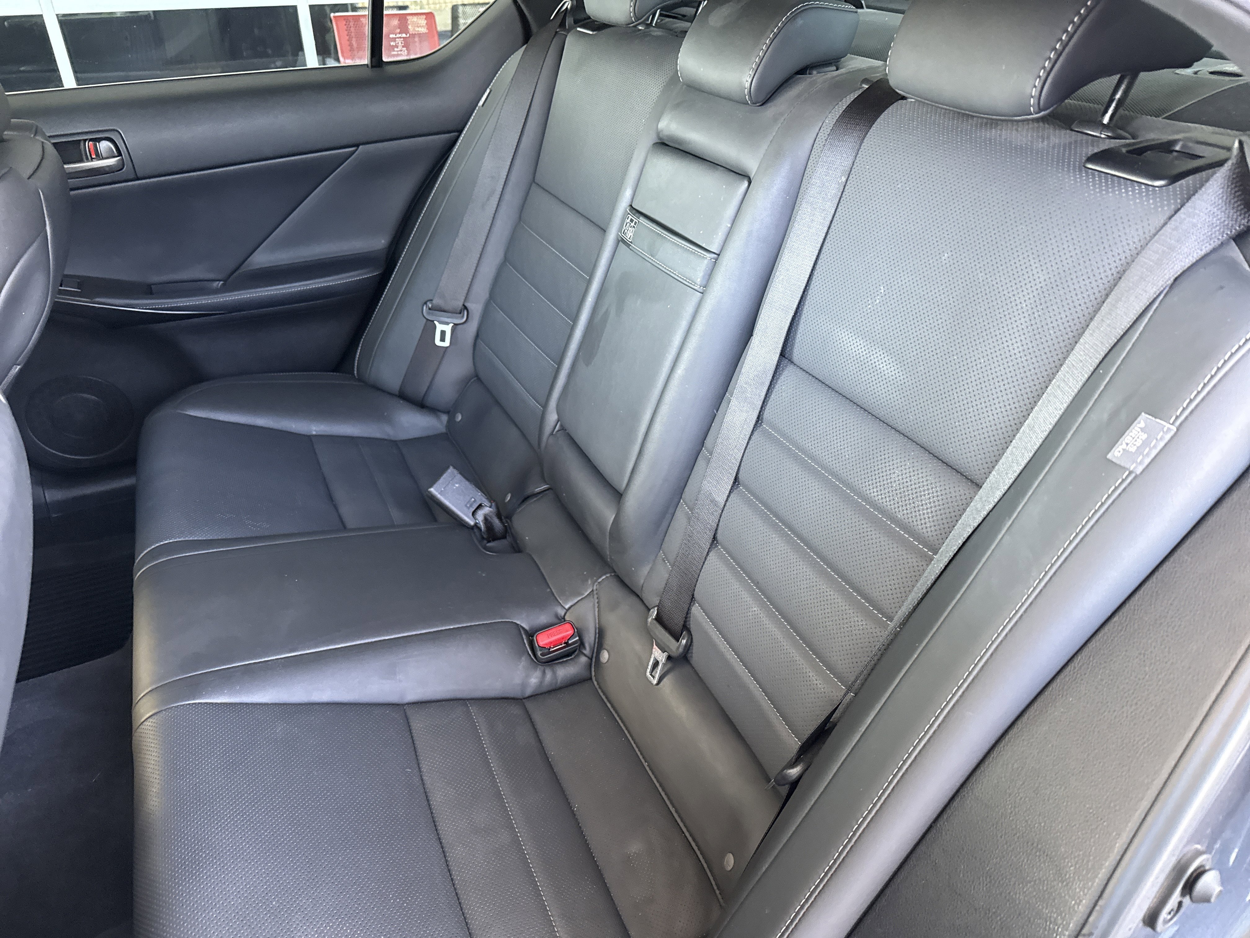 Used 2022  Lexus IS 350 F SPORT image 8