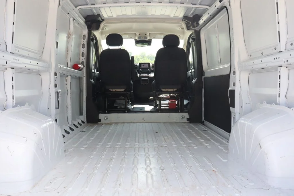 Used 2024 White Ram Base image 22