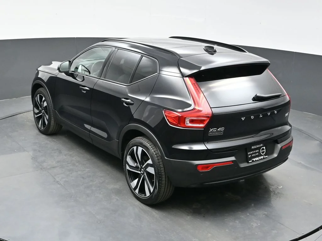 Certified Used 2025 Onyx Black Volvo Ultra image 33