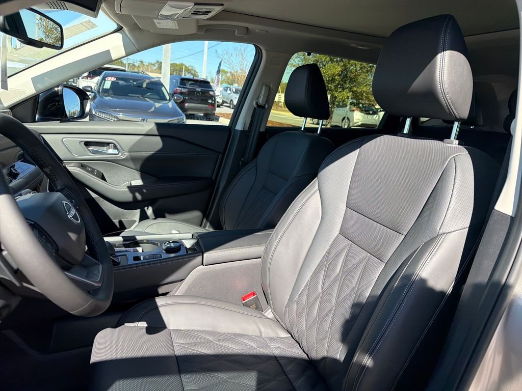 New 2026 Nissan Rogue Platinum 4D Sport Utility