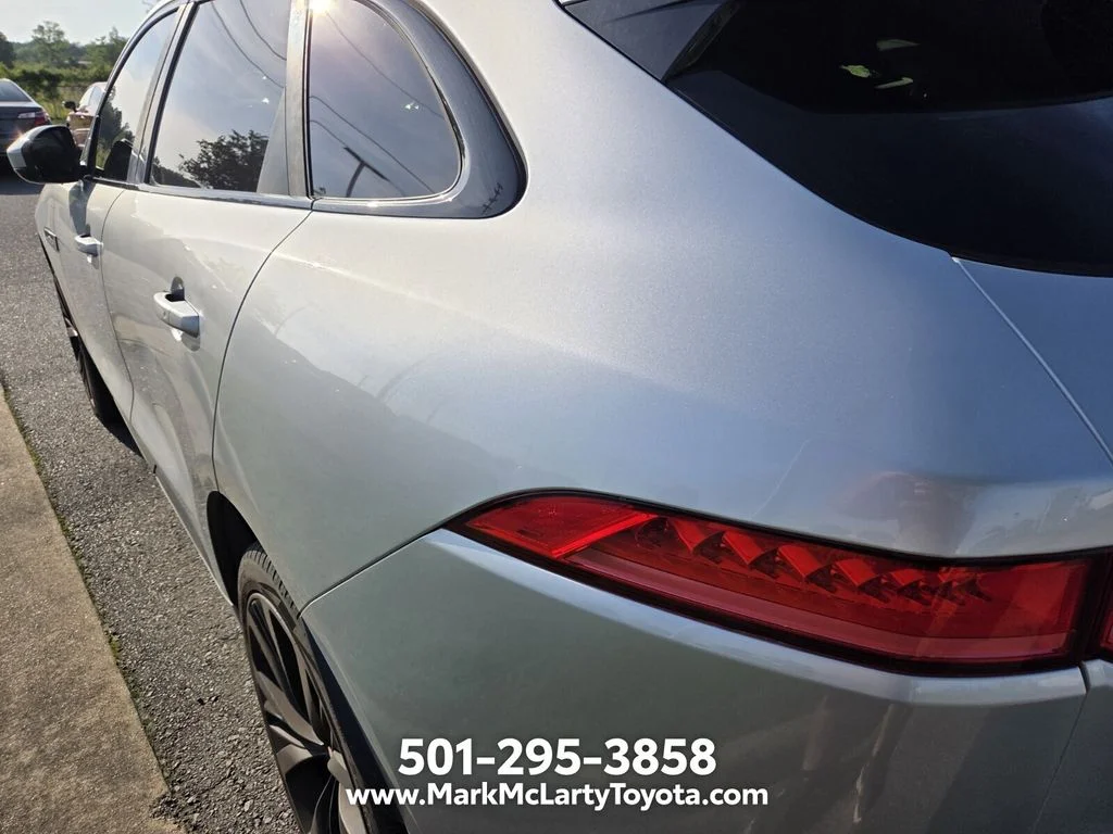 Used 2019 Silver Jaguar S image 9