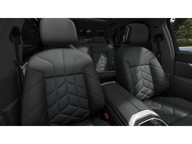 New 2026 Mineral White Metallic BMW 740i xDrive image 11