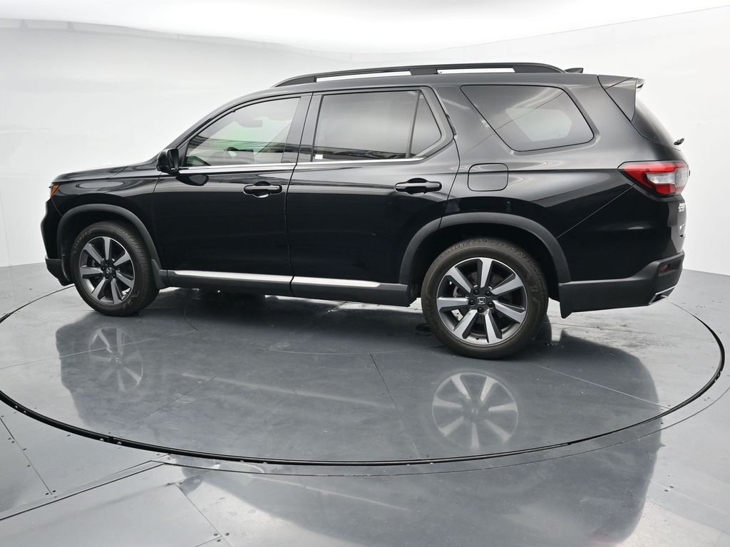 2023 Honda Pilot Touring - Photo 5