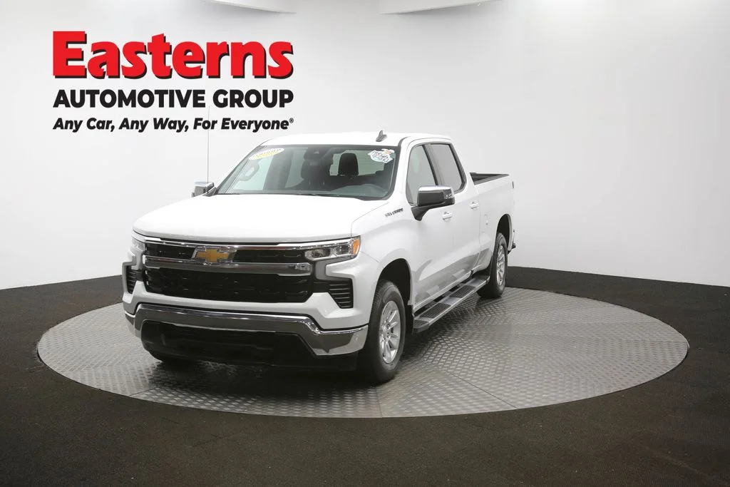 Used 2024 White Chevrolet LT image 51