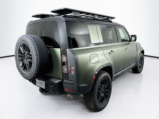 New 2026 Green Land Rover S image 5