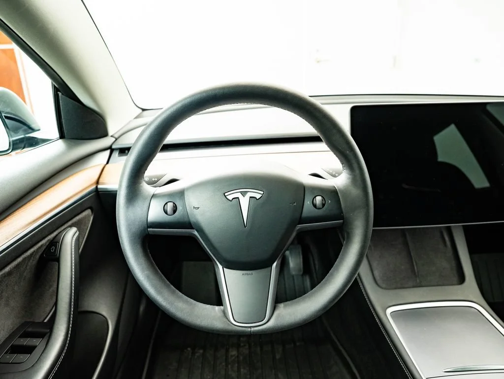 Used 2023 Black Tesla  image 35