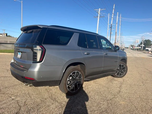 Used 2025 Gray Chevrolet RST image 3