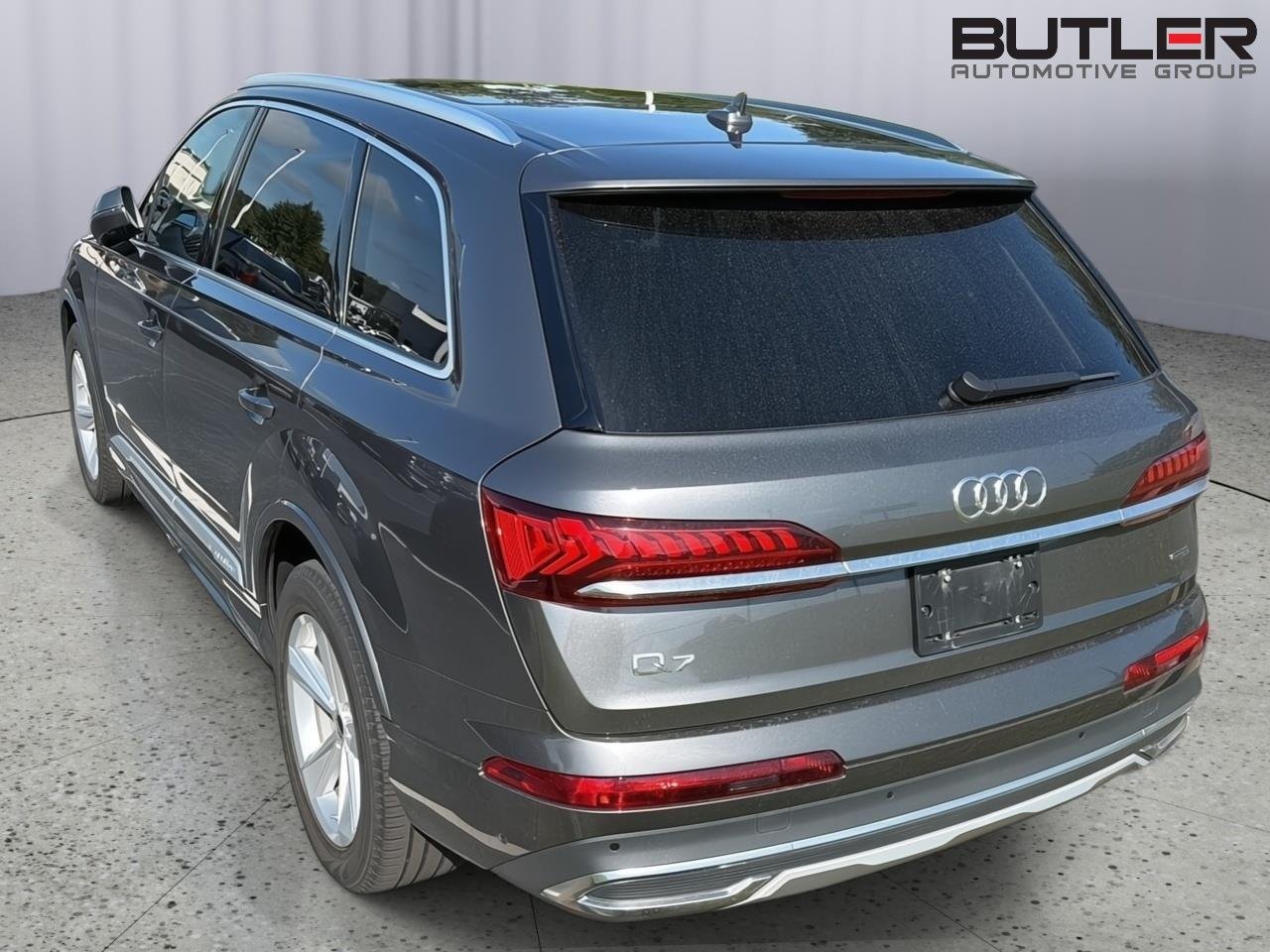 Used 2024  Audi Premium Plus image 10