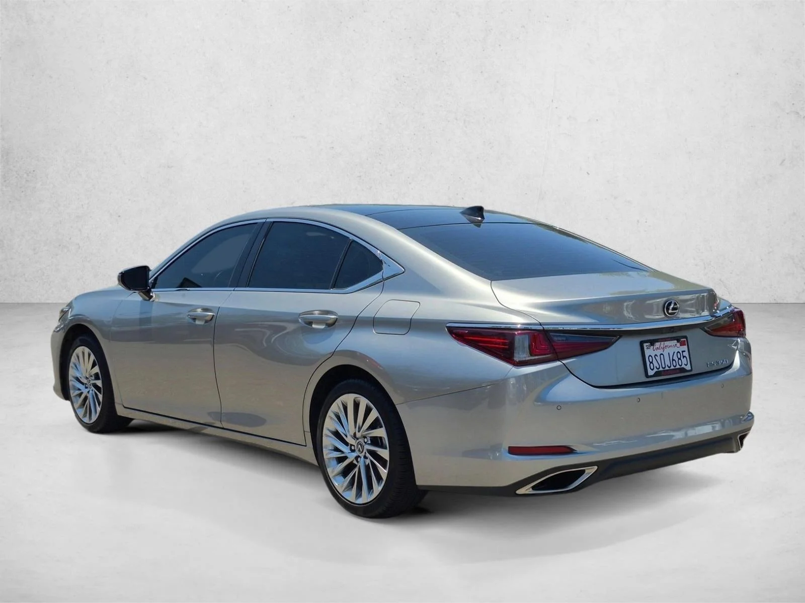 Certified Used 2020 Atomic Silver Lexus ES 350 Luxury image 8